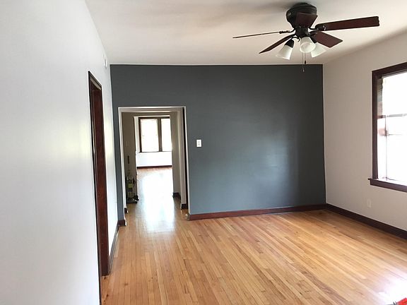 3rd image of 2338 N Avers Ave APT 3