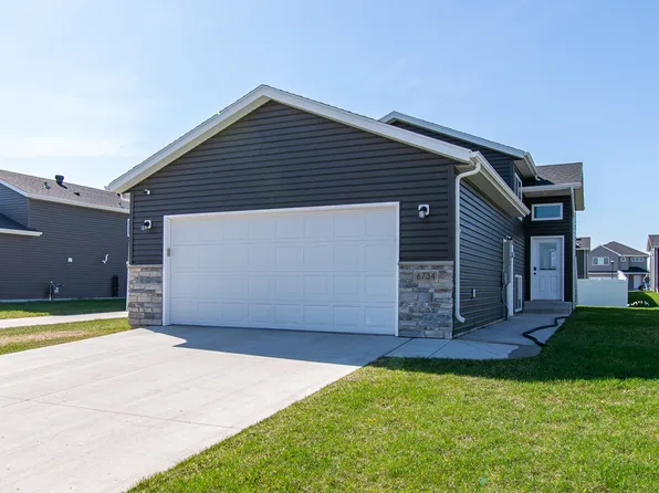 6734 69th Ave S, Horace, ND 58047