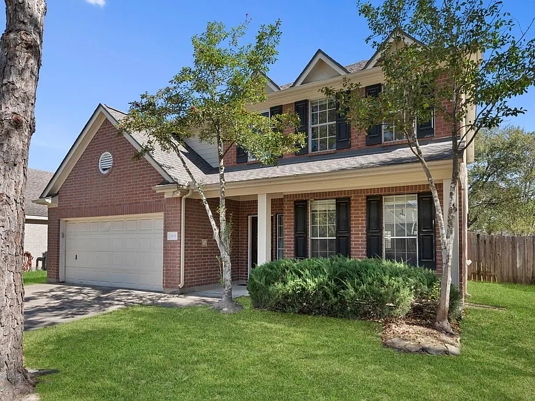 5615 Brigstone Park Dr — Photo 2