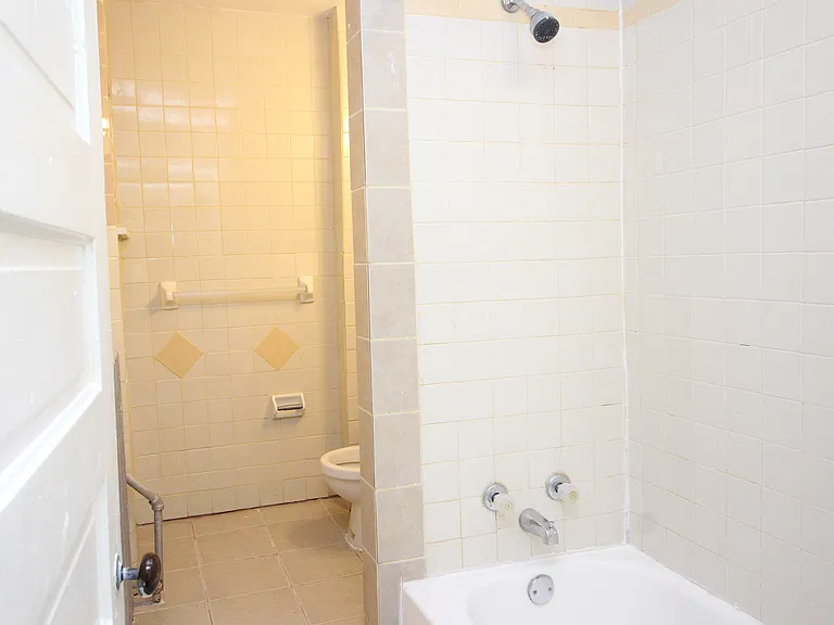 202 W Lorraine Ave — Photo 20