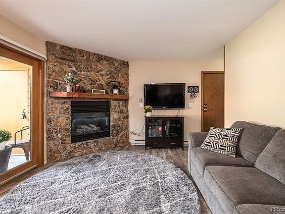 2nd image of 500 Ore House Plaza UNIT C-101