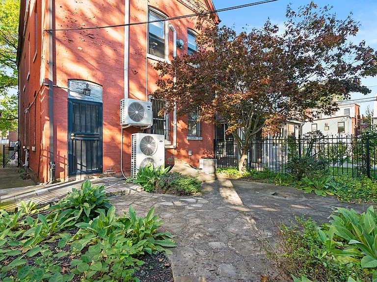 617 Bellefonte St #1 — Photo 22