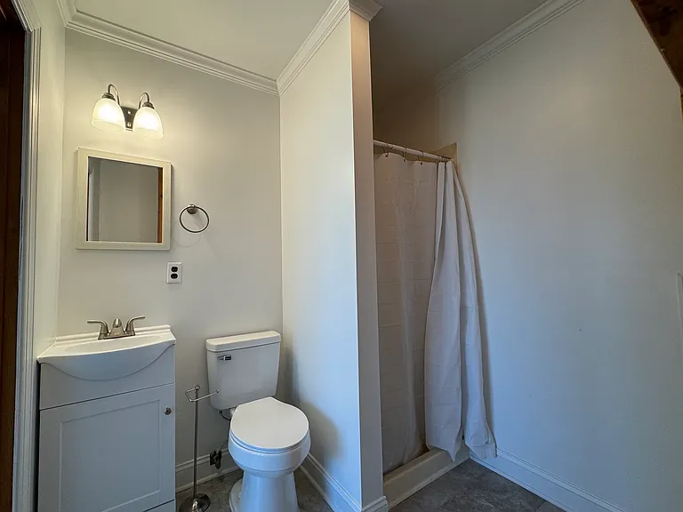 6015 Jackson Swamp Rd — Photo 9