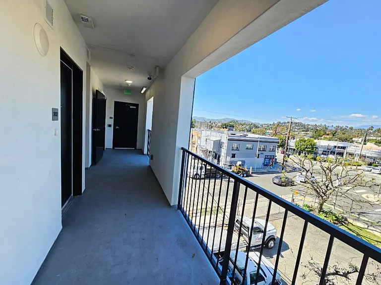 THECoronado — Photo 26