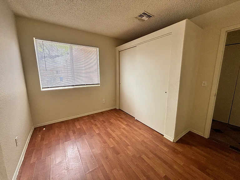 3550 W Trevor Dr — Photo 6