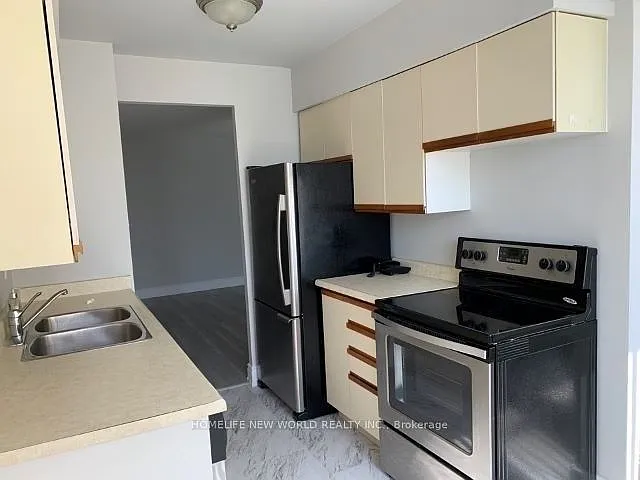 633 Bay St #2613 — Photo 19