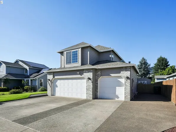 21937 NE Mason St, Fairview, OR 97024