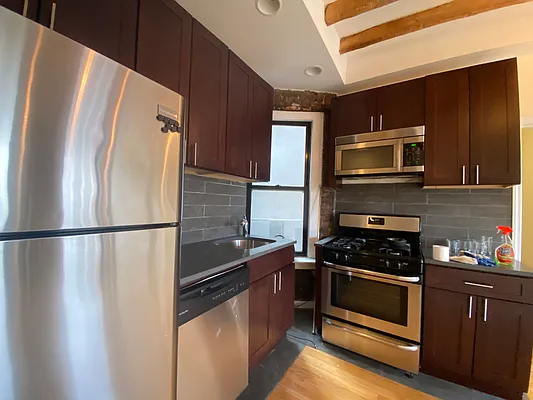 Rented by Corcoran | media 2