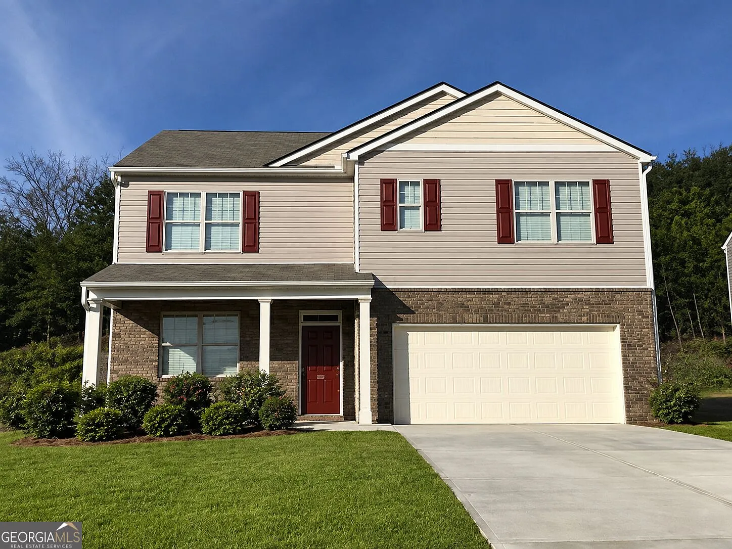 5 bed, 3.0 bath, 2511 sqft, $2,300 — Photo 1