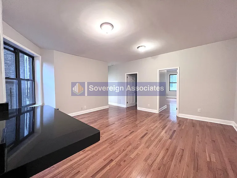 300 Fort Washington Ave #1E — Photo 3
