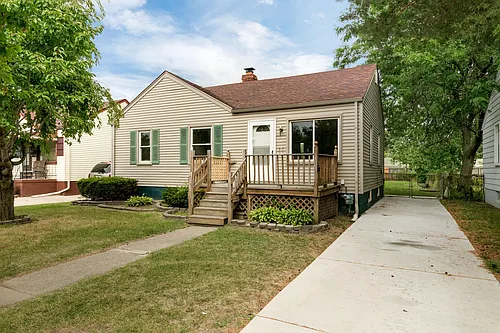 26080 Blumfield St Photo 1