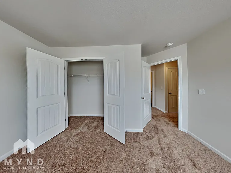 282 Royal Meadow Dr — Photo 21