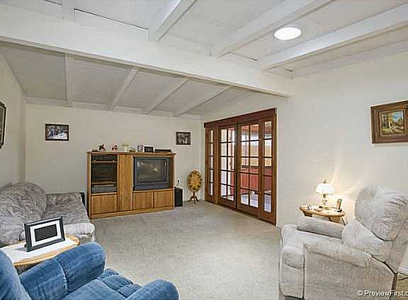5th image of 4853 Longford St