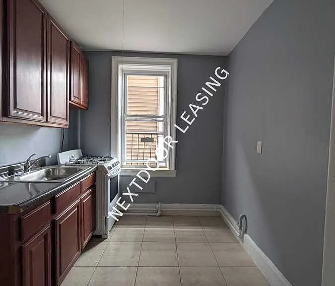 662 Avenue A #8M — Photo 2