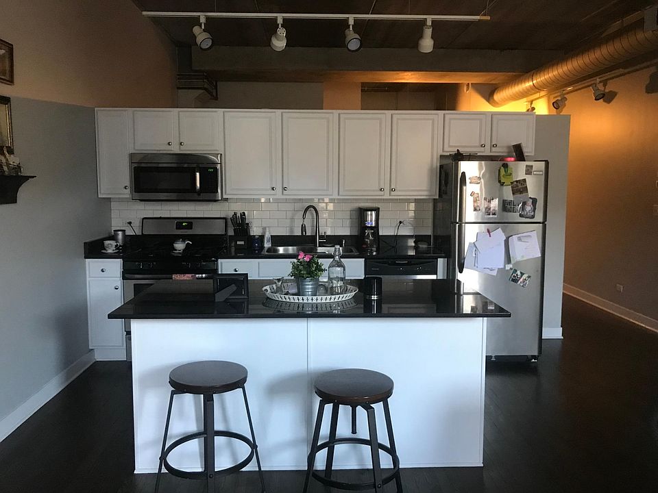 1st image of 1635 W Belmont Ave APT 311