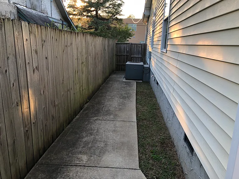 75 Donelson St — Photo 13