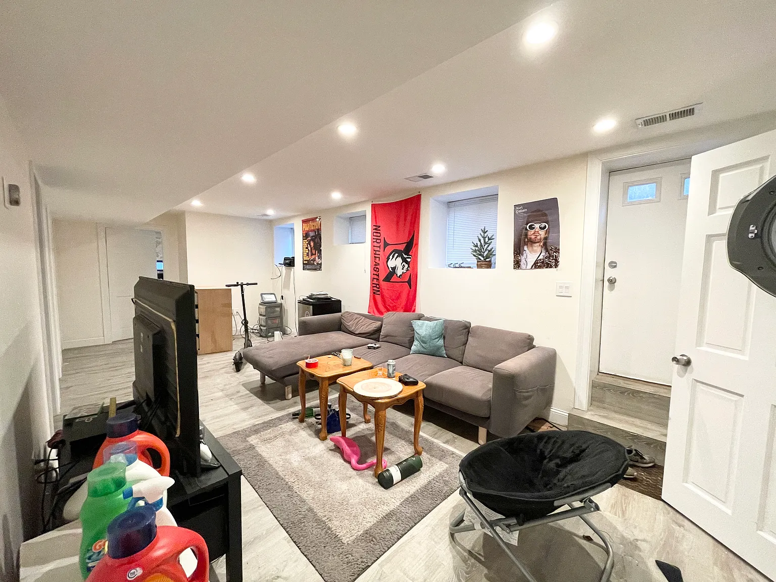 6 bed, 1800 sqft, $10,800 — Photo 4
