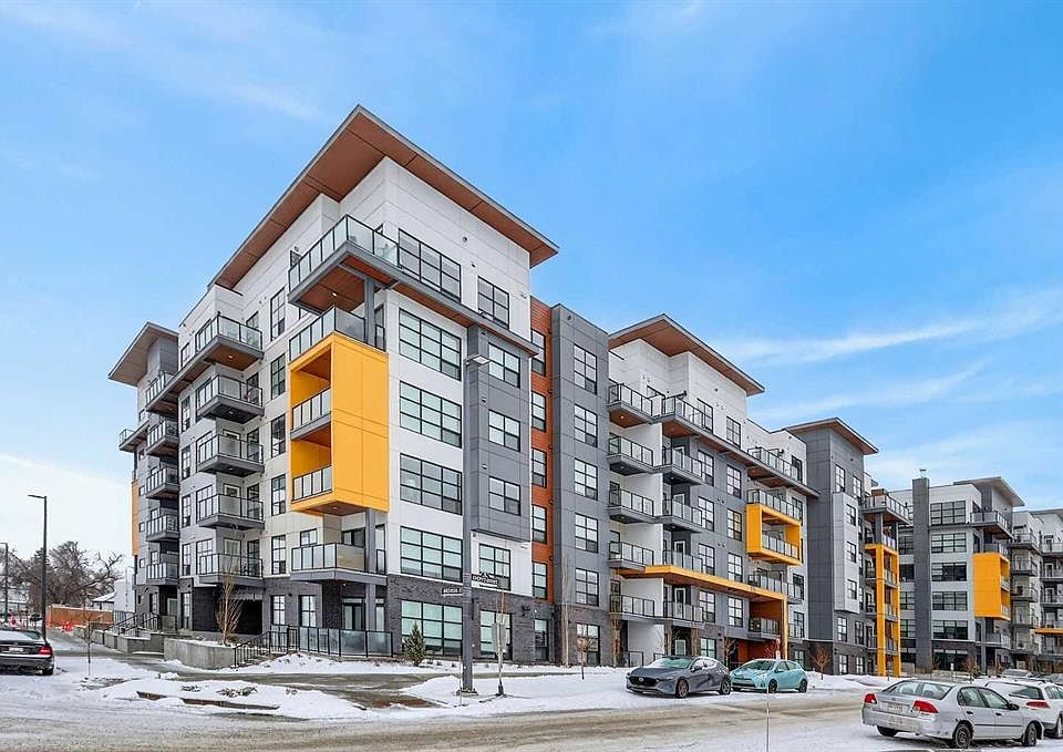 1st image of 370 N Dieppe Dr SW #311