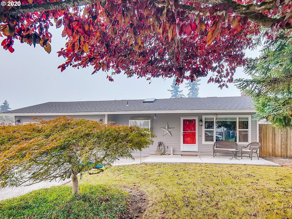 1st image of 2912 NE Maplewood Dr