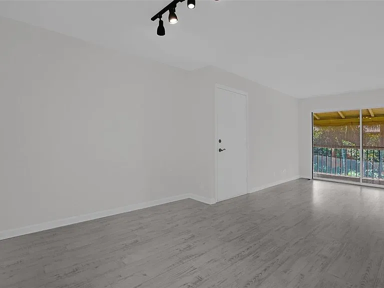 754 E Michigan St #174 — Photo 2