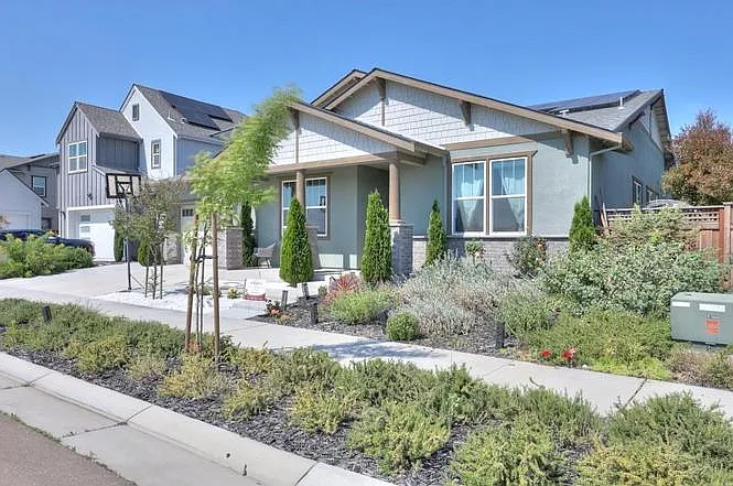 2995 Middlebury Dr — Photo 21