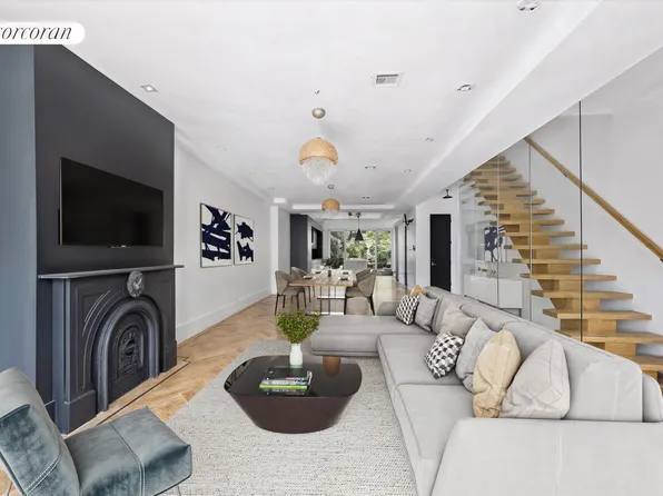 453 Lexington Avenue image 1 of 14