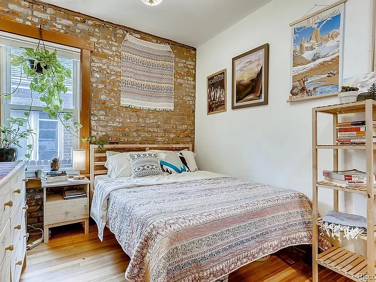 356 N Pearl St #A — Photo 4