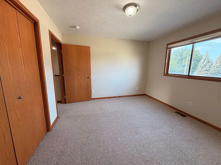 6780 Bent Grass Dr SE — Photo 10