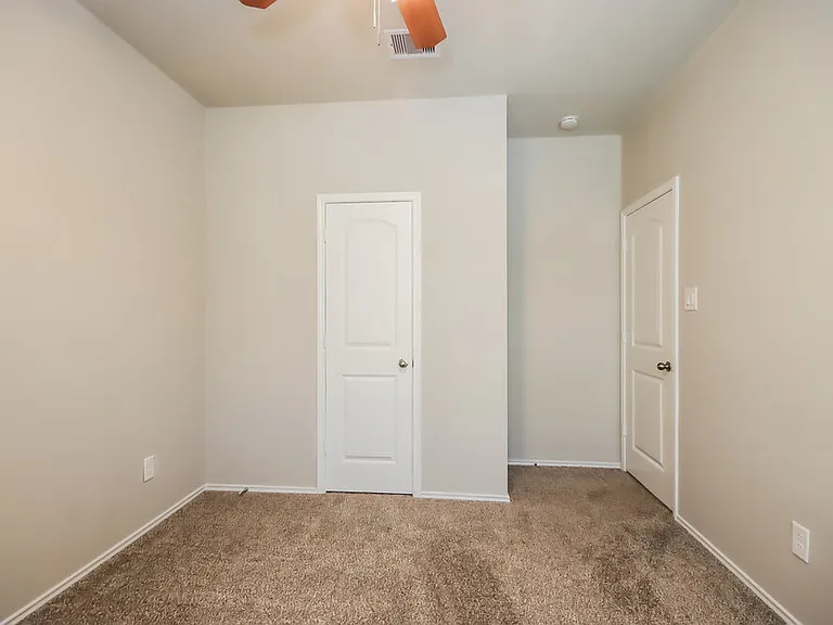 20117 Lecrete Mill Dr — Photo 12