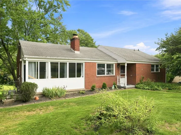 11 Reichold Rd, Wexford, PA 15090