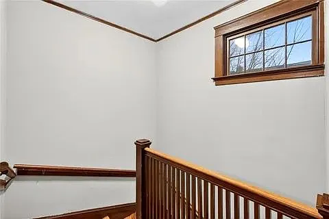 41-43 Rounds Ave #2 — Photo 3