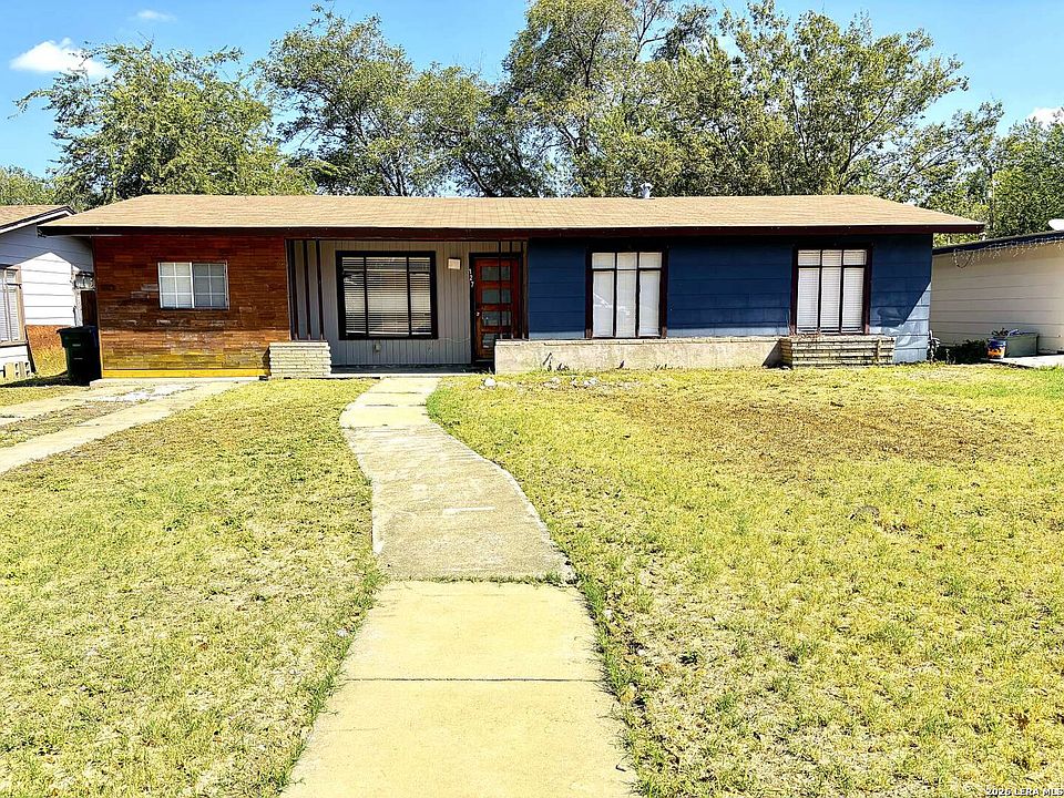 1st image of 127 CYRIL DR