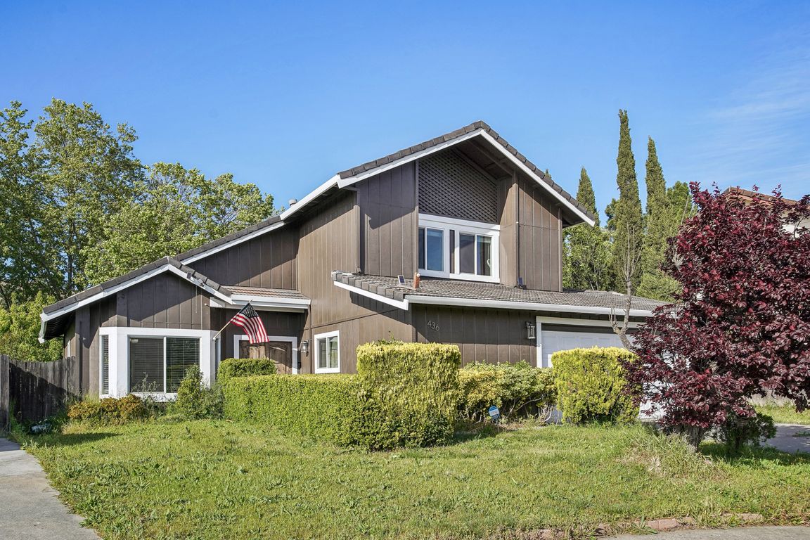McGrue Cir-2304-036.jpg