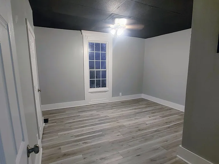 2505 Washington Ave — Photo 27