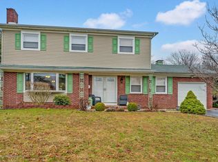 13 Chatham Dr, Howell, NJ 07731