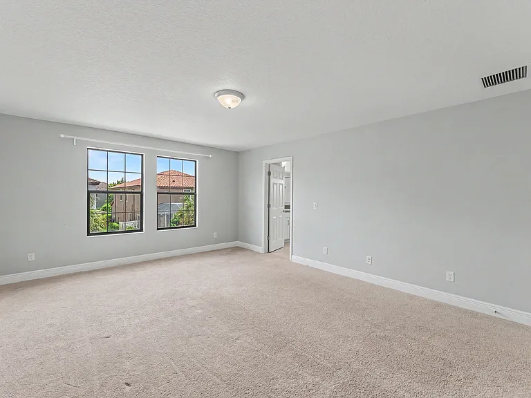 12969 Burns Dr — Photo 17