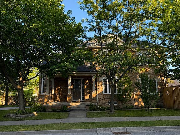 3rd image of 9 Unsworth St
