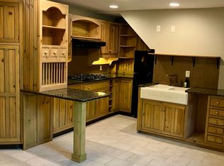 51 Orange St, Marlboro, NY 12542