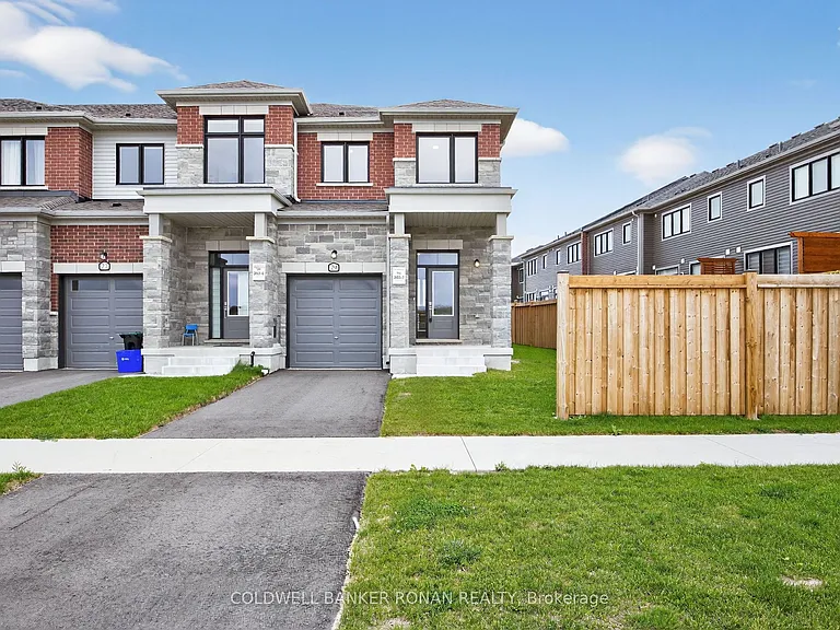 29 Milady Cres — Photo 3
