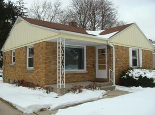 2765 S 77th St, West Allis, WI 53219