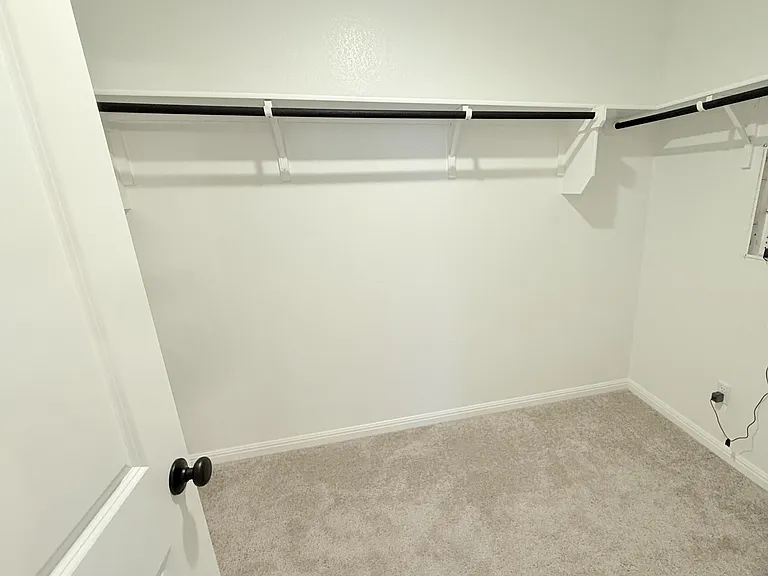 212 Swinging H Ln — Photo 26