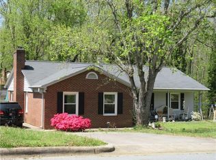 338 Woodhaven Dr, Burlington, NC 27217