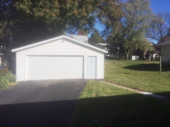 4th image of 707 12th Ave