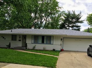 2419 Skokie Dr, Rockford, IL 61108