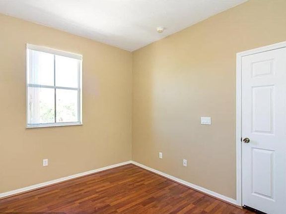 4th image of 4913 Spinnaker Dr #4802
