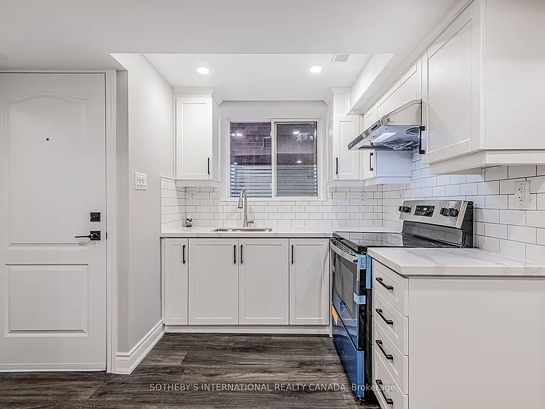 36 Quinton Rdg #UPPER — Photo 28