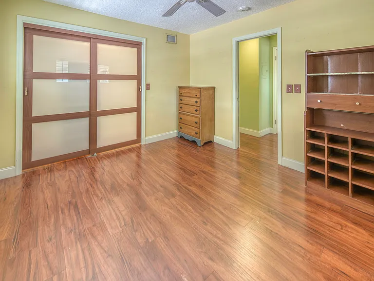 216 N Federal Hwy #8 — Photo 14