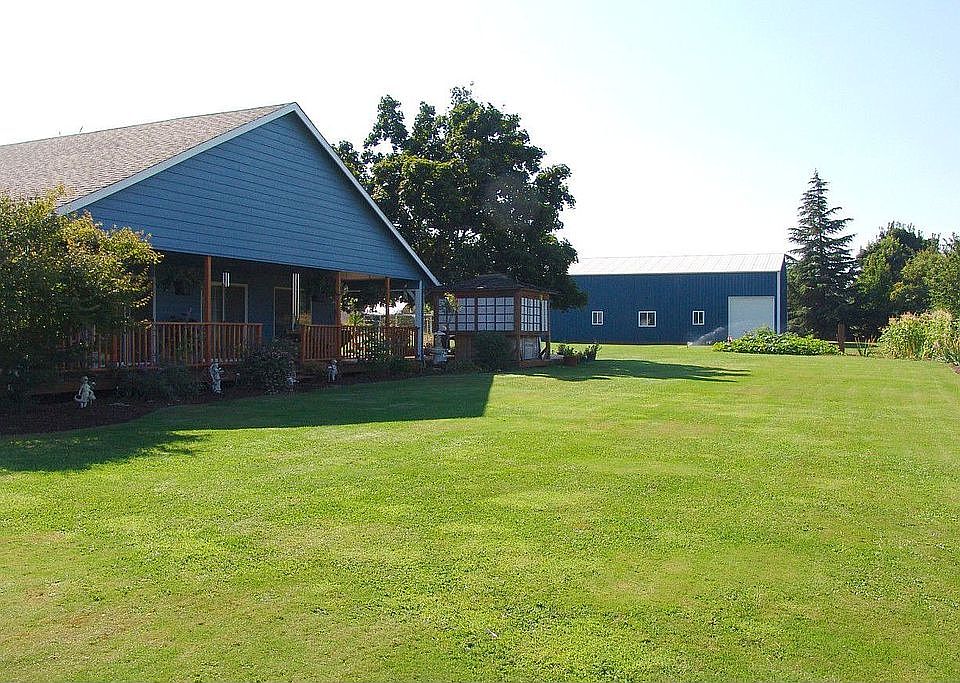 View of house, shop & yard
