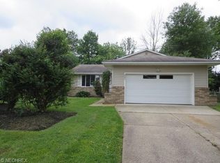 8892 White Oak Dr, Twinsburg, OH 44087