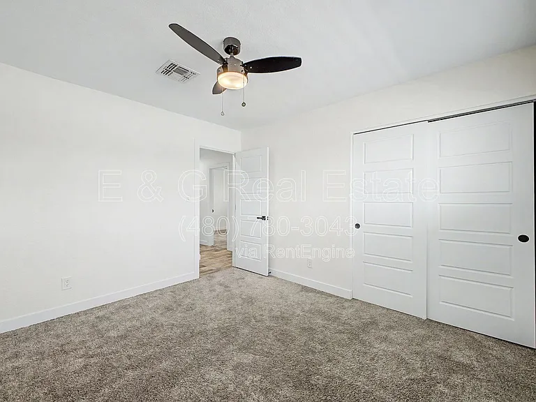 2174 E Palmcroft Dr — Photo 22